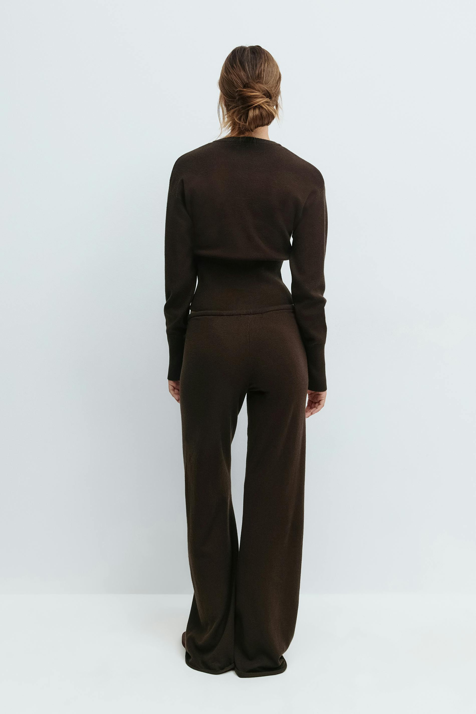 Inaya – Sculpted Knit Set